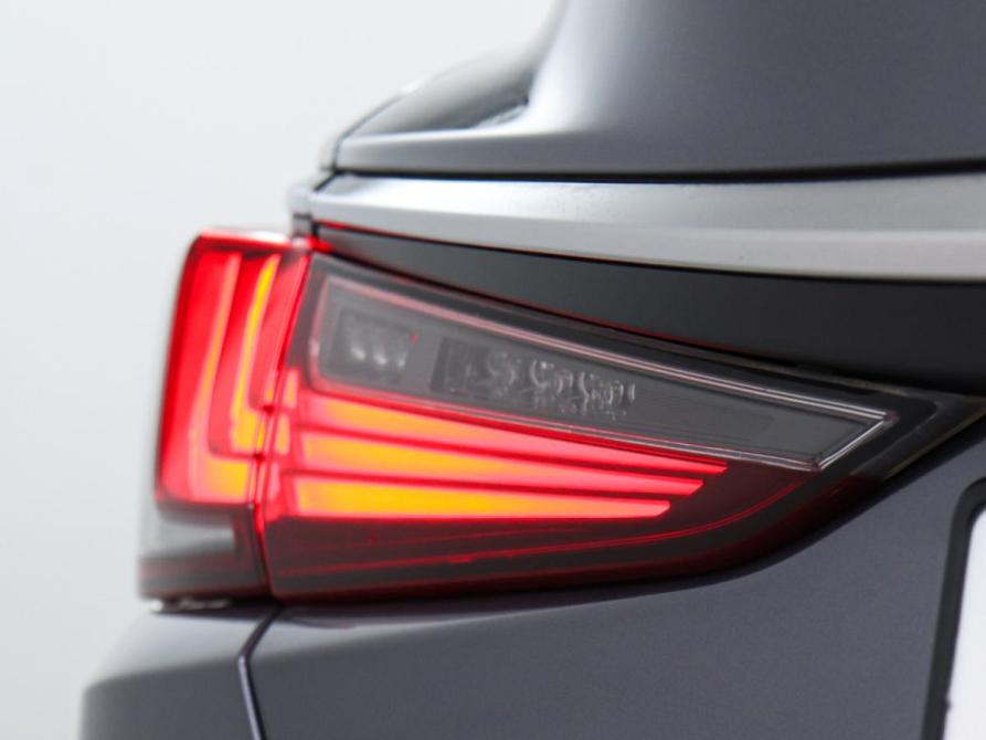Lexus ES VII Москва  - изображение 34