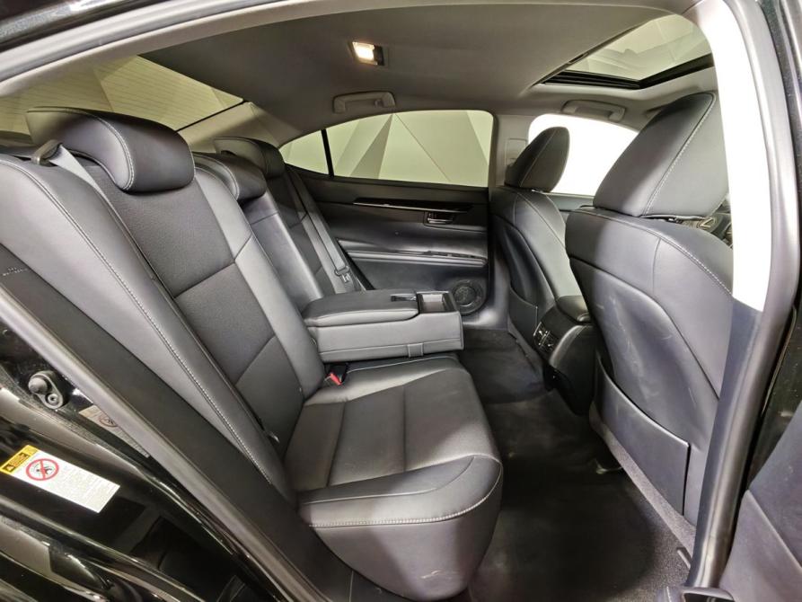 Lexus ES VI Рестайлинг Москва  - изображение 16