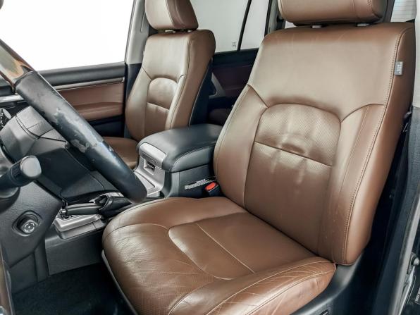 Toyota Land Cruiser 200 Series Рестайлинг 2 с пробегом 2017 года, цена 5 835 000 рублей, 167264 км, внедорожник, Автокод Объявления