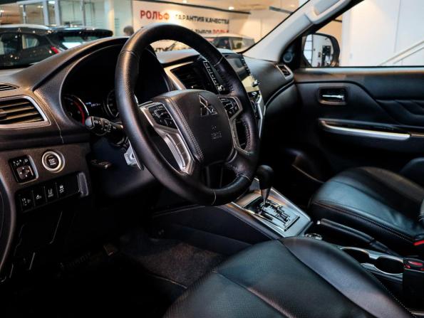 Mitsubishi L200 V Рестайлинг с пробегом 2023 года, цена 3 770 000 рублей, 16700 км, offers.body_type.unknown, Автокод Объявления