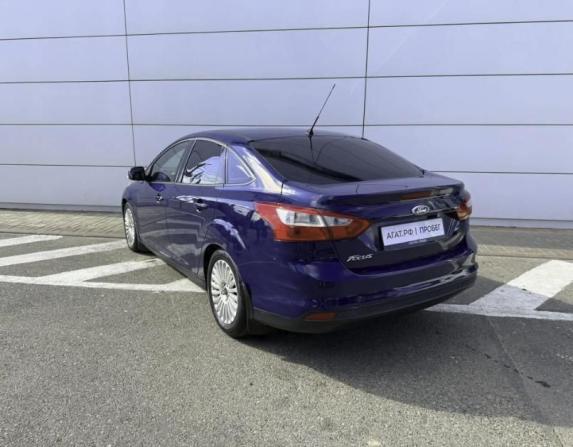 Ford Focus III с пробегом 2013 года, цена 750 000 рублей, 198282 км, седан, Автокод Объявления