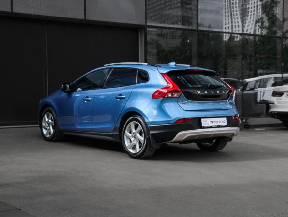 Volvo V40 II с пробегом 2014 года, цена 1 549 000 рублей, 177422 км, хэтчбек, Автокод Объявления