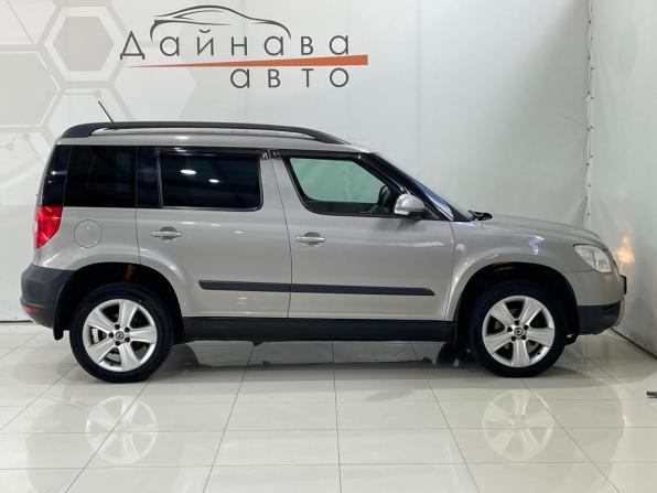 Skoda Yeti I с пробегом 2012 года, цена 760 000 рублей, 256000 км, внедорожник, Автокод Объявления