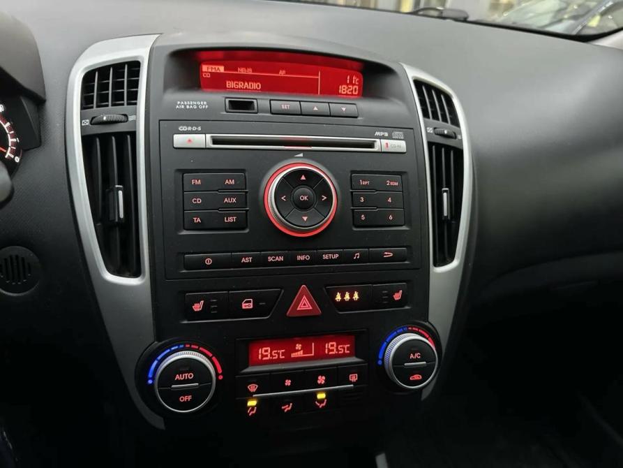 Kia Ceed I Рестайлинг Мурманск  - изображение 9