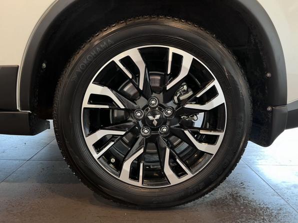 Mitsubishi Outlander III Рестайлинг 3 с пробегом 2022 года, цена 2 990 000 рублей, 46782 км, внедорожник, Автокод Объявления