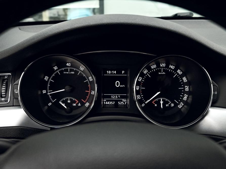 Skoda Superb II Рестайлинг Екатеринбург  - изображение 9