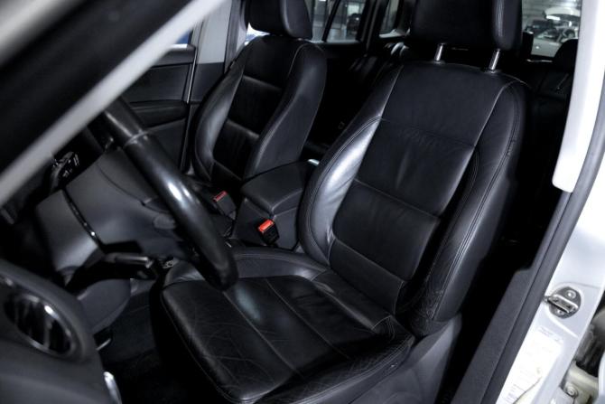 Volkswagen Tiguan I с пробегом 2009 года, цена 960 000 рублей, 294010 км, внедорожник, Автокод Объявления