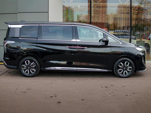 Hongqi HQ9 с пробегом 2022 года, цена 4 298 000 рублей, 49323 км, минивэн, Автокод Объявления