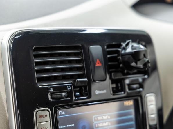 Nissan Leaf I (ZE0/AZE0) с пробегом 2011 года, цена 598 000 рублей, 125934 км, хэтчбек, Автокод Объявления
