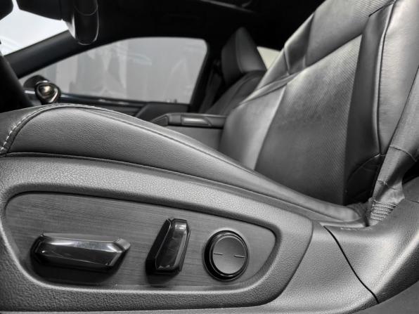 Lexus ES VII с пробегом 2019 года, цена 4 090 000 рублей, 63000 км, седан, Автокод Объявления
