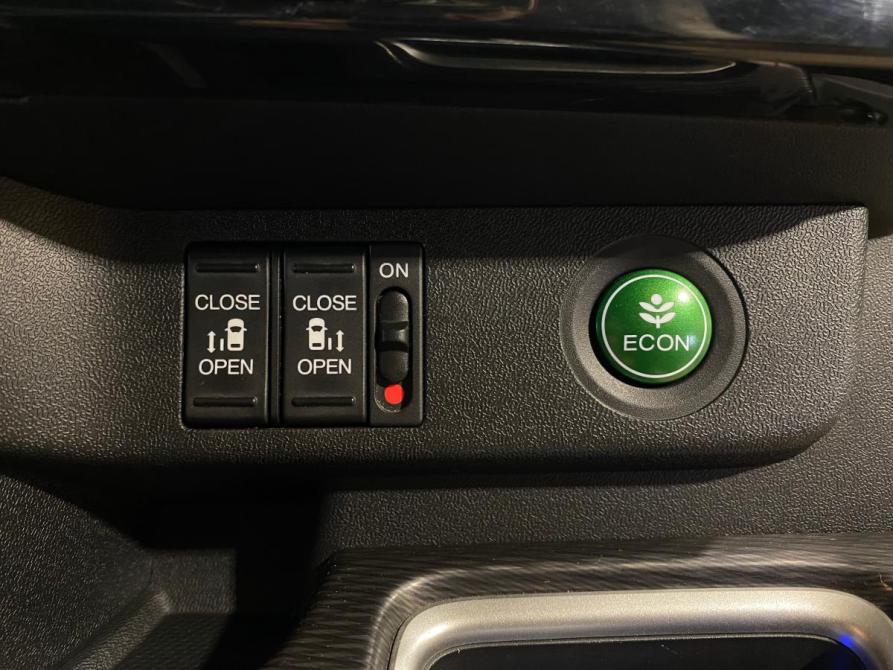 Honda Stepwgn V Рестайлинг Челябинск  - изображение 17