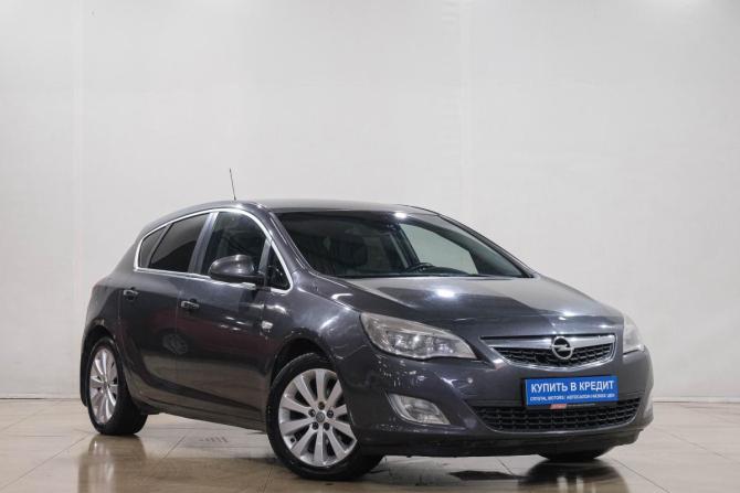 Opel Astra J
