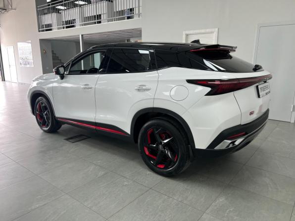 Omoda C5 I с пробегом 2023 года, цена 1 860 000 рублей, 50500 км, внедорожник, Автокод Объявления