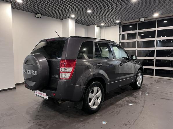 Suzuki Grand Vitara II Рестайлинг с пробегом 2010 года, цена 1 100 000 рублей, 198025 км, внедорожник, Автокод Объявления