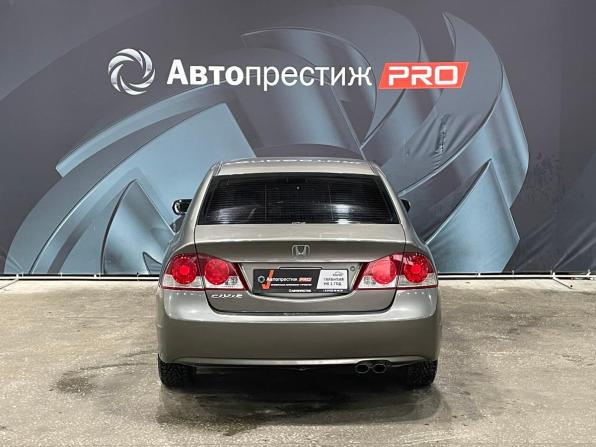 Honda Civic VIII с пробегом 2007 года, цена 659 000 рублей, 306000 км, седан, Автокод Объявления