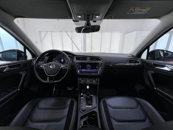 Volkswagen Tiguan II с пробегом 2018 года, цена 3 199 000 рублей, 97790 км, внедорожник, Автокод Объявления