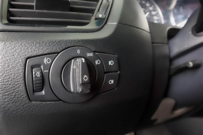 BMW X1 I (E84) Рестайлинг с пробегом 2013 года, цена 1 539 000 рублей, 348121 км, внедорожник, Автокод Объявления