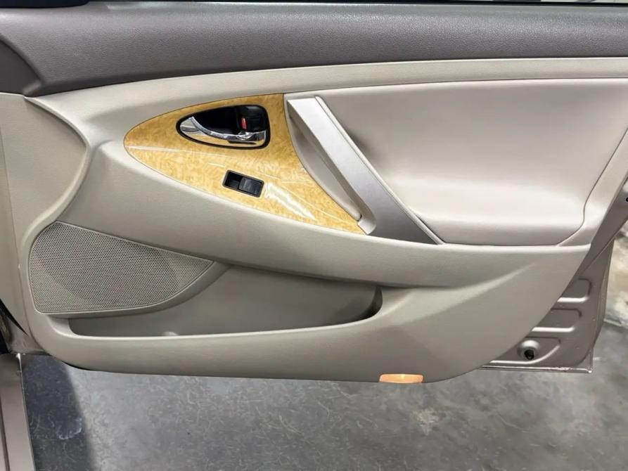 Toyota Camry VI (XV40) Саратов  - изображение 16