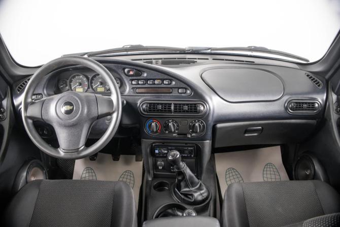 Chevrolet Niva I Рестайлинг с пробегом 2017 года, цена 929 000 рублей, 107521 км, внедорожник, Автокод Объявления