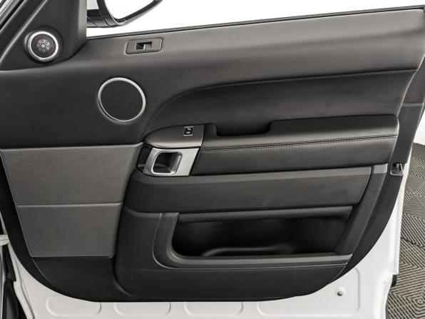 Land Rover Range Rover Sport II с пробегом 2016 года, цена 3 950 000 рублей, 145211 км, внедорожник, Автокод Объявления