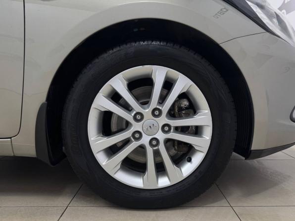 Kia Ceed II с пробегом 2015 года, цена 1 255 000 рублей, 183159 км, универсал, Автокод Объявления