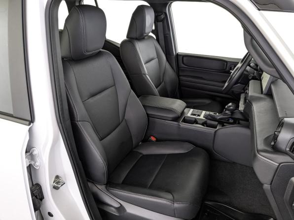 Toyota Land Cruiser Prado 250 Series с пробегом 2024 года, цена 8 990 000 рублей, 14270 км, внедорожник, Автокод Объявления