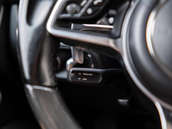 Porsche Macan I с пробегом 2016 года, цена 3 399 000 рублей, 143549 км, внедорожник, Автокод Объявления