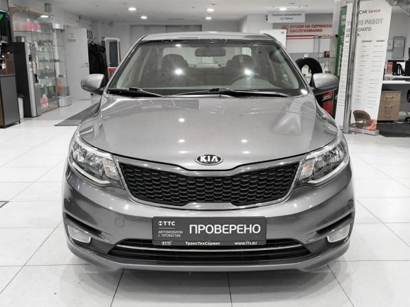 Kia Rio III Рестайлинг с пробегом 2017 года, цена 995 000 рублей, 136000 км, седан, Автокод Объявления
