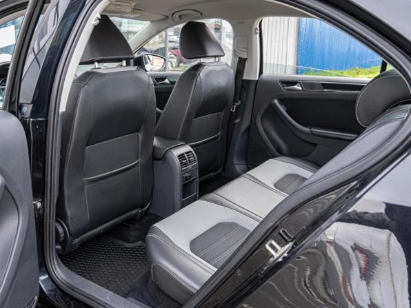 Volkswagen Jetta VI Рестайлинг с пробегом 2015 года, цена 1 399 000 рублей, 153994 км, седан, Автокод Объявления