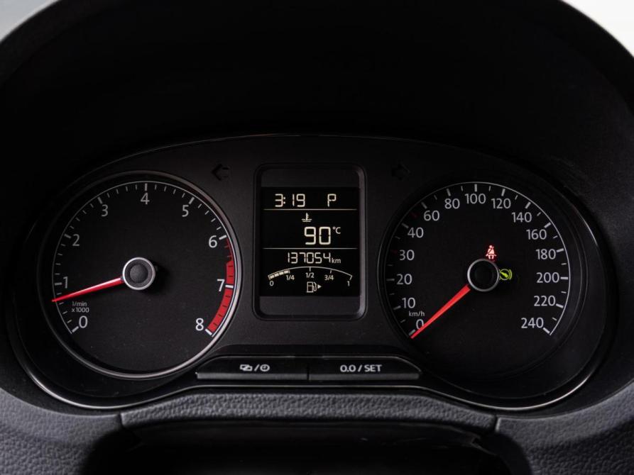 Volkswagen Polo V Рестайлинг Краснодар  - изображение 14