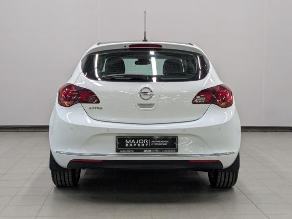 Opel Astra J Рестайлинг с пробегом 2012 года, цена 940 000 рублей, 113641 км, хэтчбек, Автокод Объявления