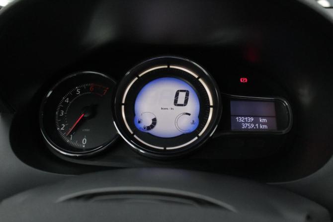 Renault Fluence I Рестайлинг с пробегом 2014 года, цена 995 000 рублей, 132092 км, седан, Автокод Объявления
