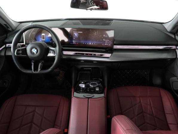 BMW 5 серии VIII (G60/G61/G68) с пробегом 2025 года, цена 6 599 000 рублей, 5800 км, седан, Автокод Объявления