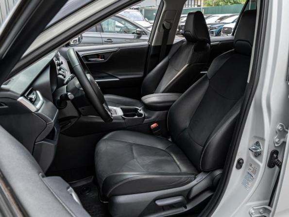 Toyota RAV4 V (XA50) с пробегом 2020 года, цена 3 090 000 рублей, 124743 км, внедорожник, Автокод Объявления