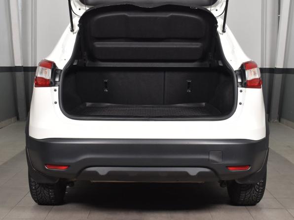 Nissan Qashqai II с пробегом 2018 года, цена 1 749 999 рублей, 188126 км, внедорожник, Автокод Объявления