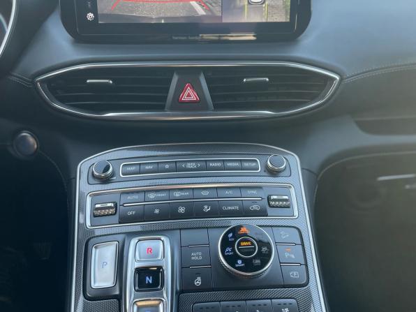 Hyundai Santa Fe IV Рестайлинг с пробегом 2022 года, цена 3 990 000 рублей, 39552 км, внедорожник, Автокод Объявления