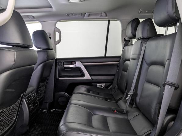 Toyota Land Cruiser 200 Series Рестайлинг 2 с пробегом 2020 года, цена 8 350 000 рублей, 131306 км, внедорожник, Автокод Объявления