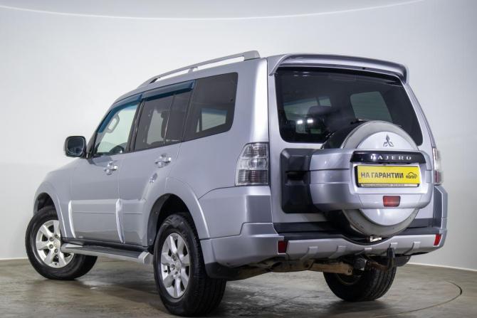Mitsubishi Pajero IV с пробегом 2010 года, цена 1 819 000 рублей, 180000 км, внедорожник, Автокод Объявления