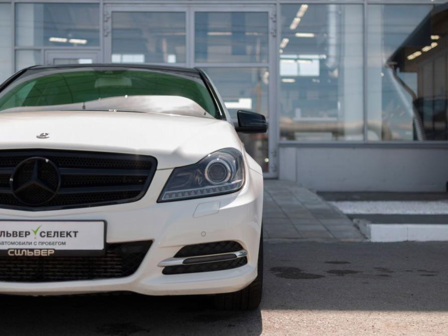 Mercedes-Benz C-Класс III (W204) Рестайлинг Курган  - изображение 10
