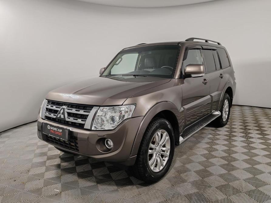 Mitsubishi Pajero IV Рестайлинг 1 Москва  - изображение 1