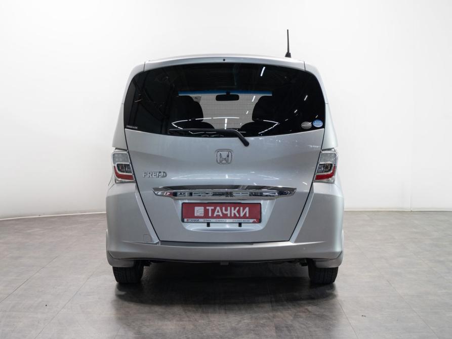 Honda Freed I Рестайлинг Чита  - изображение 4