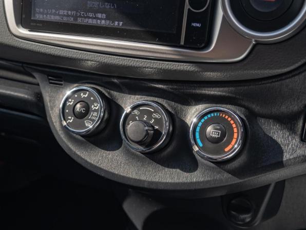 Toyota Vitz III (XP130) с пробегом 2013 года, цена 850 000 рублей, 67121 км, хэтчбек, Автокод Объявления