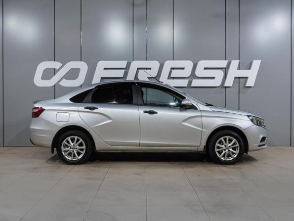 Lada (ВАЗ) Vesta I с пробегом 2019 года, цена 869 000 рублей, 135428 км, седан, Автокод Объявления