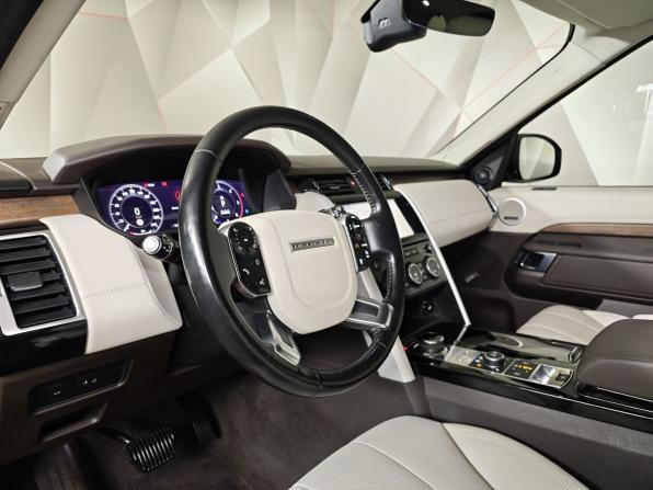 Land Rover Discovery V с пробегом 2018 года, цена 3 425 000 рублей, 100043 км, внедорожник, Автокод Объявления