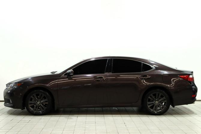 Lexus ES VI с пробегом 2014 года, цена 2 400 000 рублей, 111126 км, седан, Автокод Объявления
