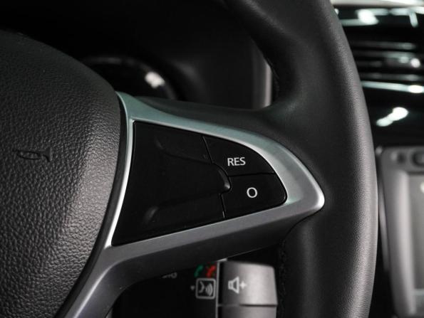 Renault Logan II Рестайлинг с пробегом 2022 года, цена 1 549 000 рублей, 21956 км, седан, Автокод Объявления