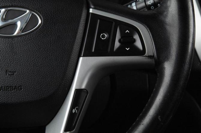 Hyundai Solaris I с пробегом 2012 года, цена 949 000 рублей, 2012 км, хэтчбек, Автокод Объявления