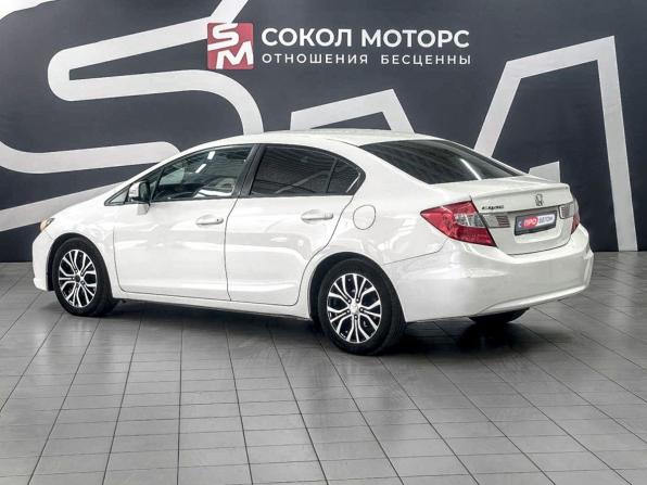 Honda Civic IX с пробегом 2012 года, цена 1 179 900 рублей, 235000 км, седан, Автокод Объявления