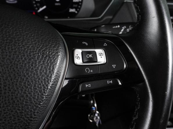 Volkswagen Tiguan II с пробегом 2017 года, цена 2 449 000 рублей, 127484 км, внедорожник, Автокод Объявления