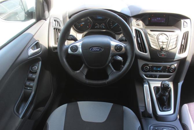 Ford Focus III с пробегом 2011 года, цена 717 000 рублей, 213923 км, хэтчбек, Автокод Объявления